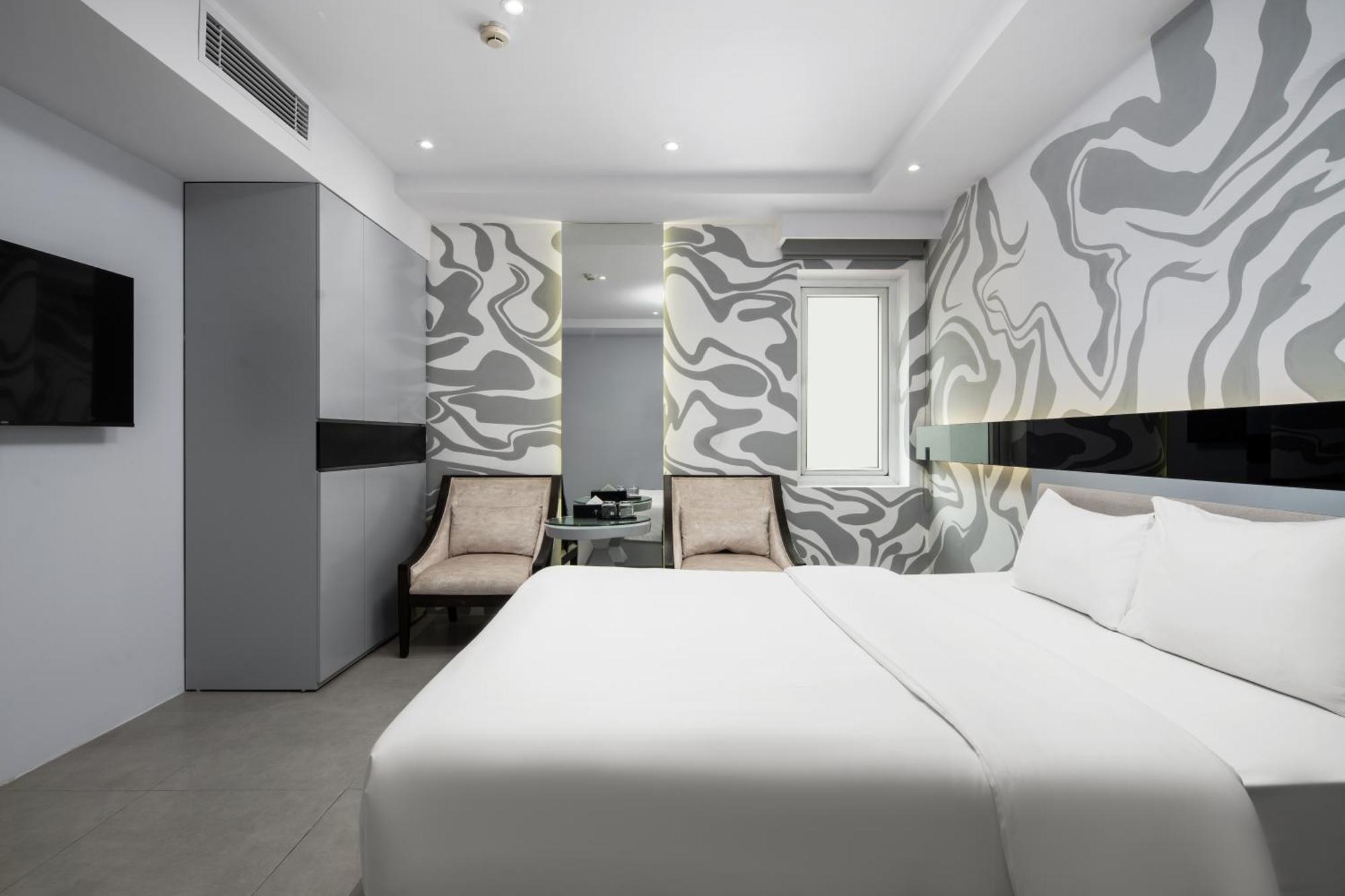 J Village Hotel - Trieu Viet Vuong — Photos 2
